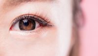 Können spezielle Kontaktlinsen den Augen schaden?