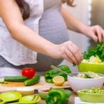 Anti-Aging beginnt im Mutterleib: Was Mangelernährung bewirkt