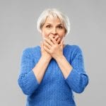 Warum wir mit zunehmenden Alter anfälliger für Mundgeruch sind